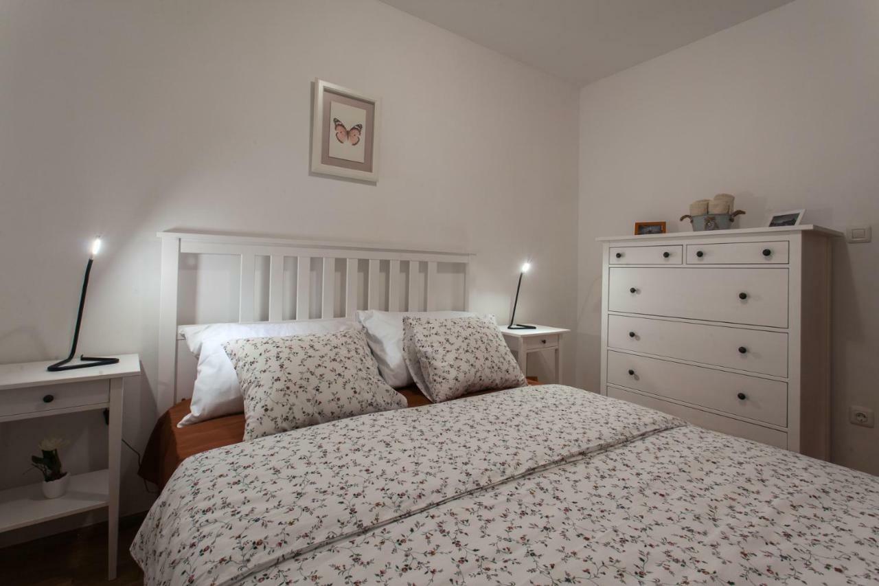 Apartment Lyra Zadar Extérieur photo